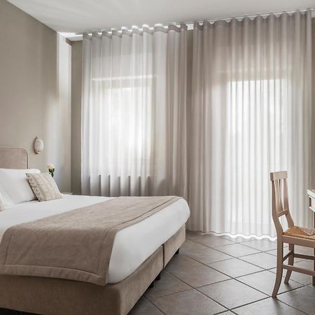 Hotel Don Luis Кастел ди Сангро Екстериор снимка